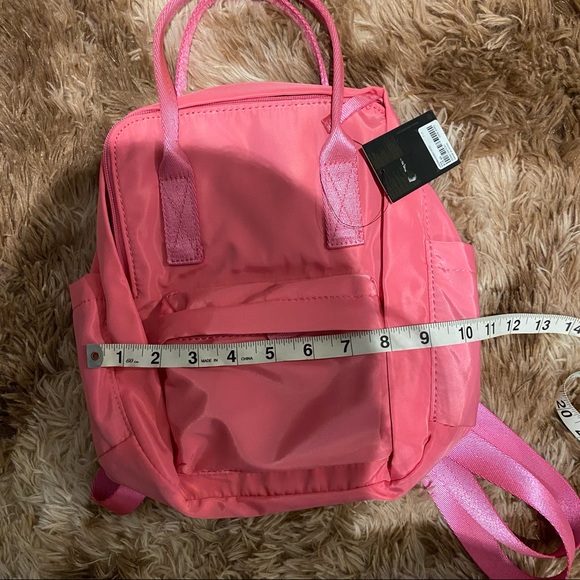 🚫🚫sold🚫🚫💖Hot Pink Mini Backpack - Picture 5 of 6